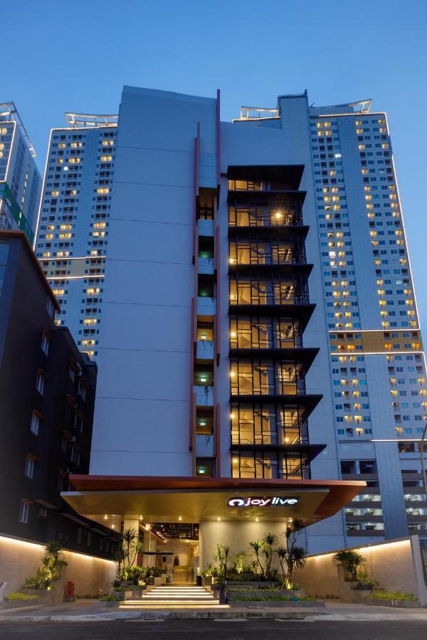 Joylive Bsd City Tangerang Exterior photo